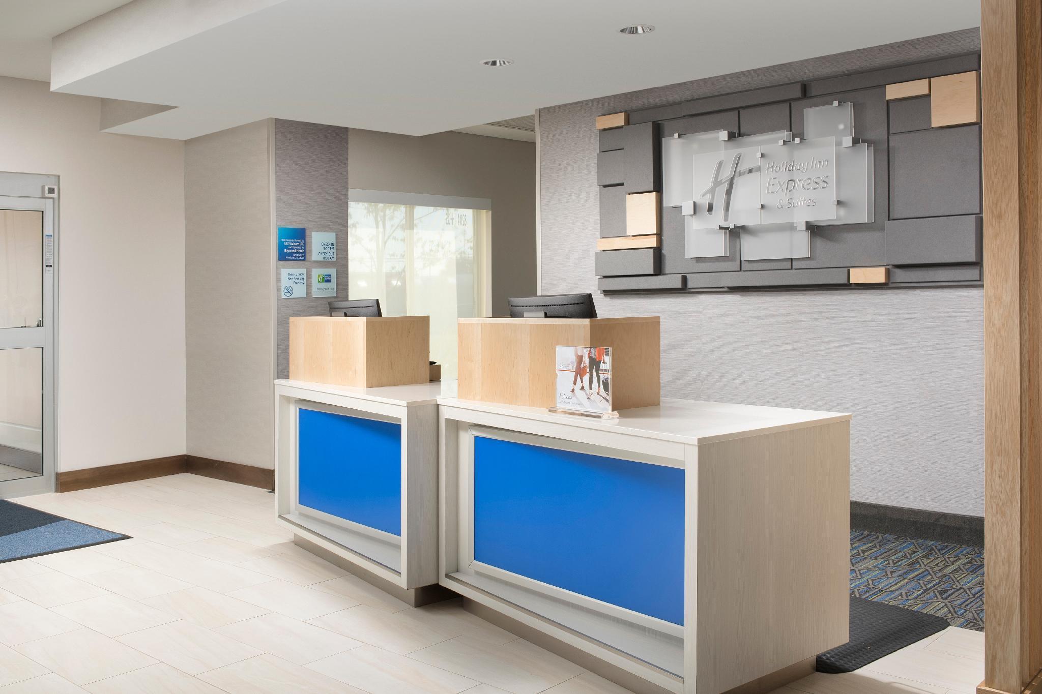 Holiday Inn Express & Suites San Antonio North-Windcrest By Ihg Exterior photo